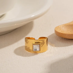 Eclair Gold Ring