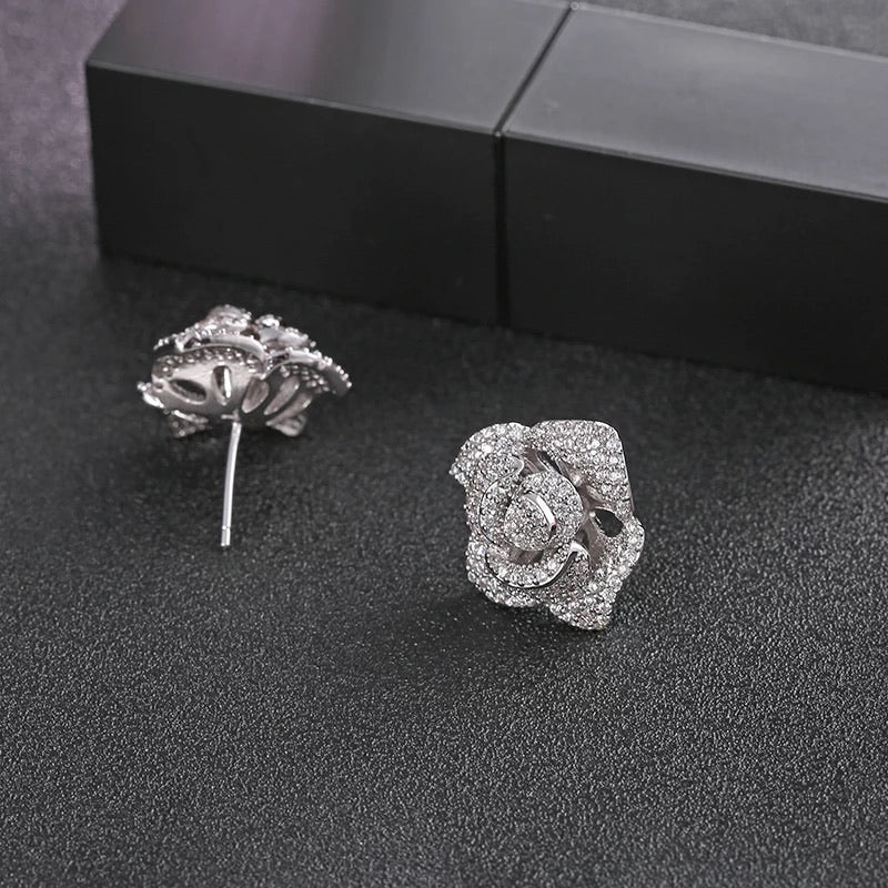 Rosette Studs