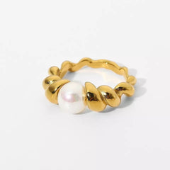 Twisted Pearl Ring